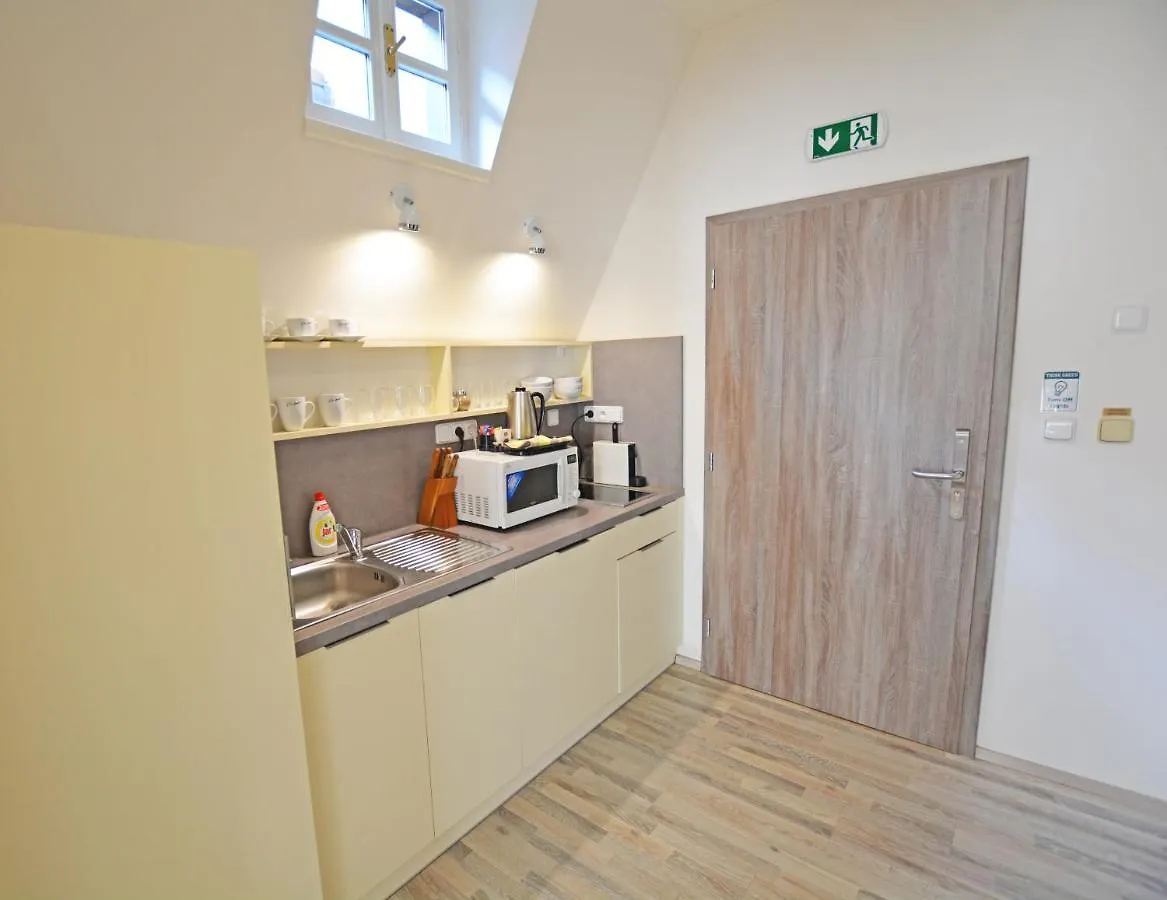 Hotel Karlova Prague - Mostecka 10 St Depandance Ξενοδοχείο με διαμερίσματα