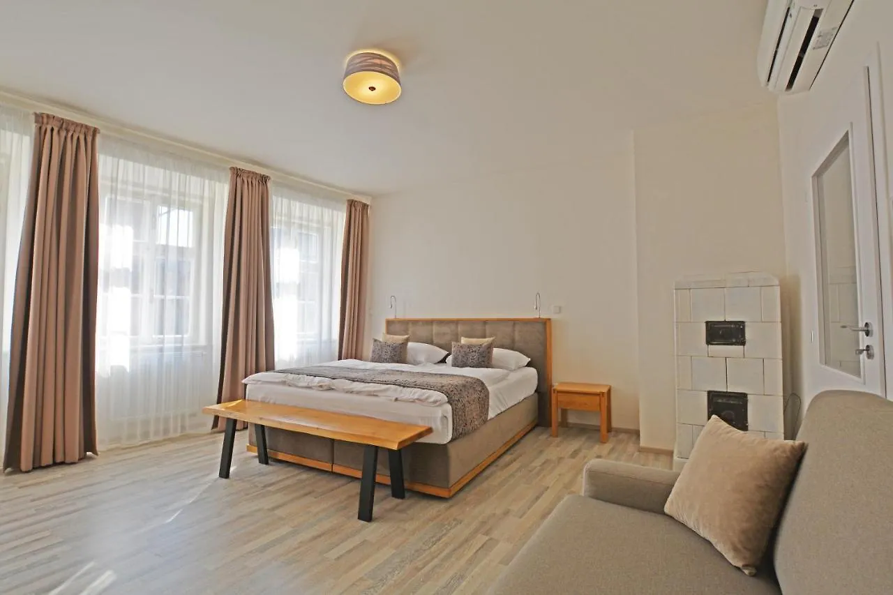 Ξενοδοχείο με διαμερίσματα Hotel Karlova Prague - Mostecka 10 St Depandance