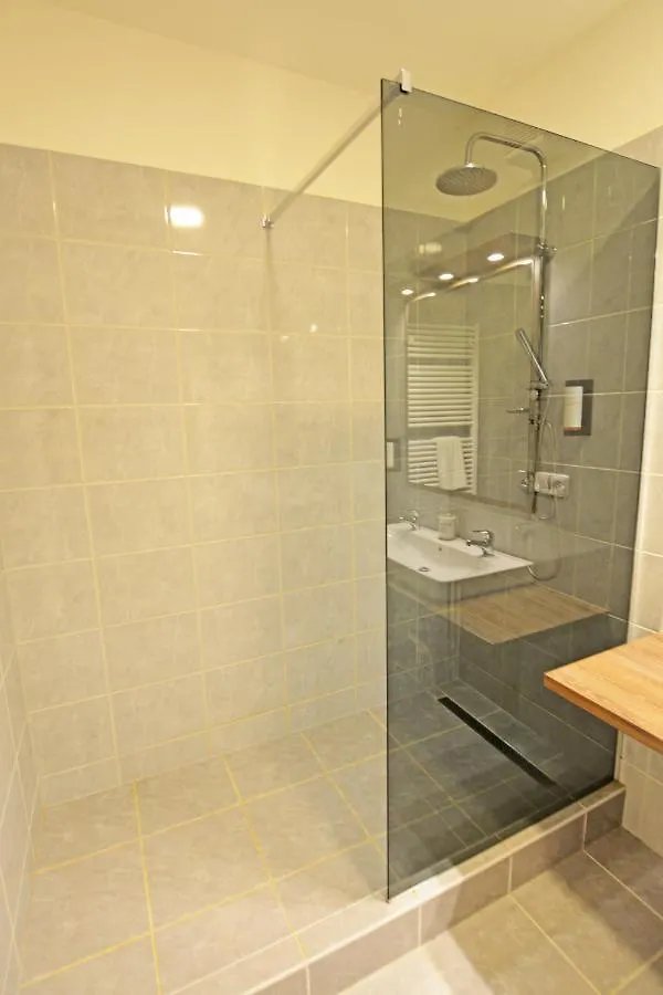 Hotel Karlova Prague - Mostecka 10 St Depandance Ξενοδοχείο με διαμερίσματα